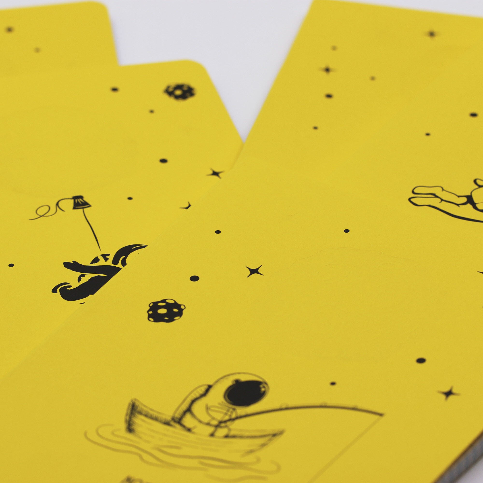 TOTAL YELLOW. Moon – ТКБТ488471 TOTAL YELLOW. Moon – ТКБТ488471